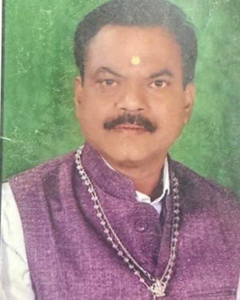 Virendra Rishi, Astrology & Gemstone Consultant